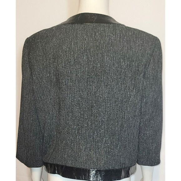 Worthington Stretch Gray Snap-up Front Blazer w/ Faux Leather Trim - Size PL - Picture 4 of 11